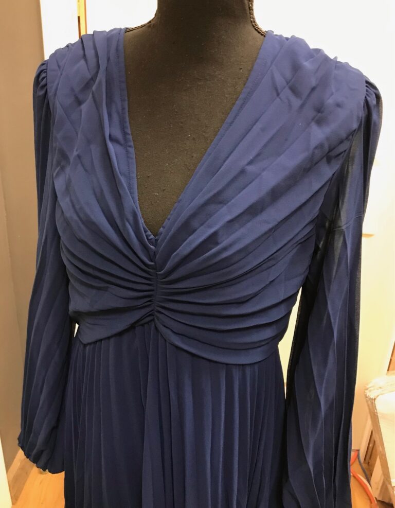 Asos Design Pleated Bodice Plunge Neck Midi Navy SZ 12 UK 16 NEW