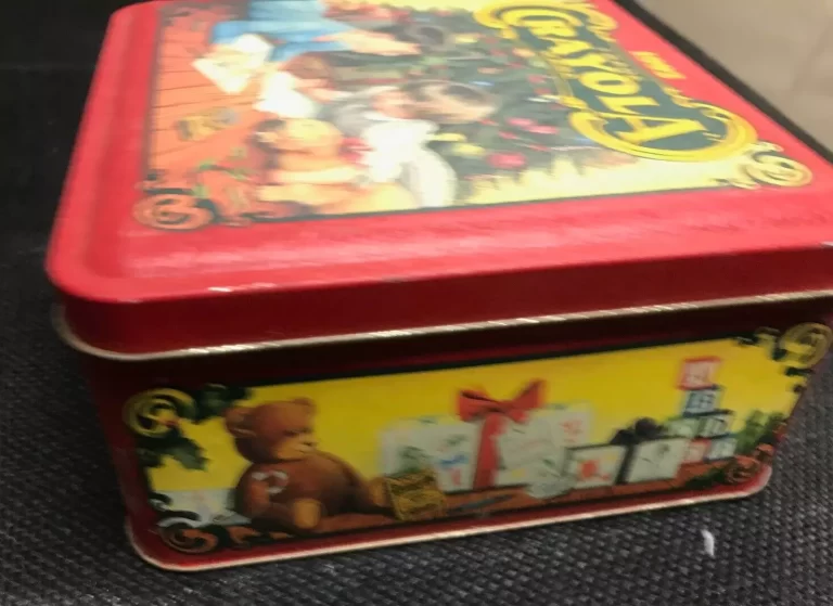 1992 Crayola Trade Mark Holiday Wishes Tin USED - Image 6