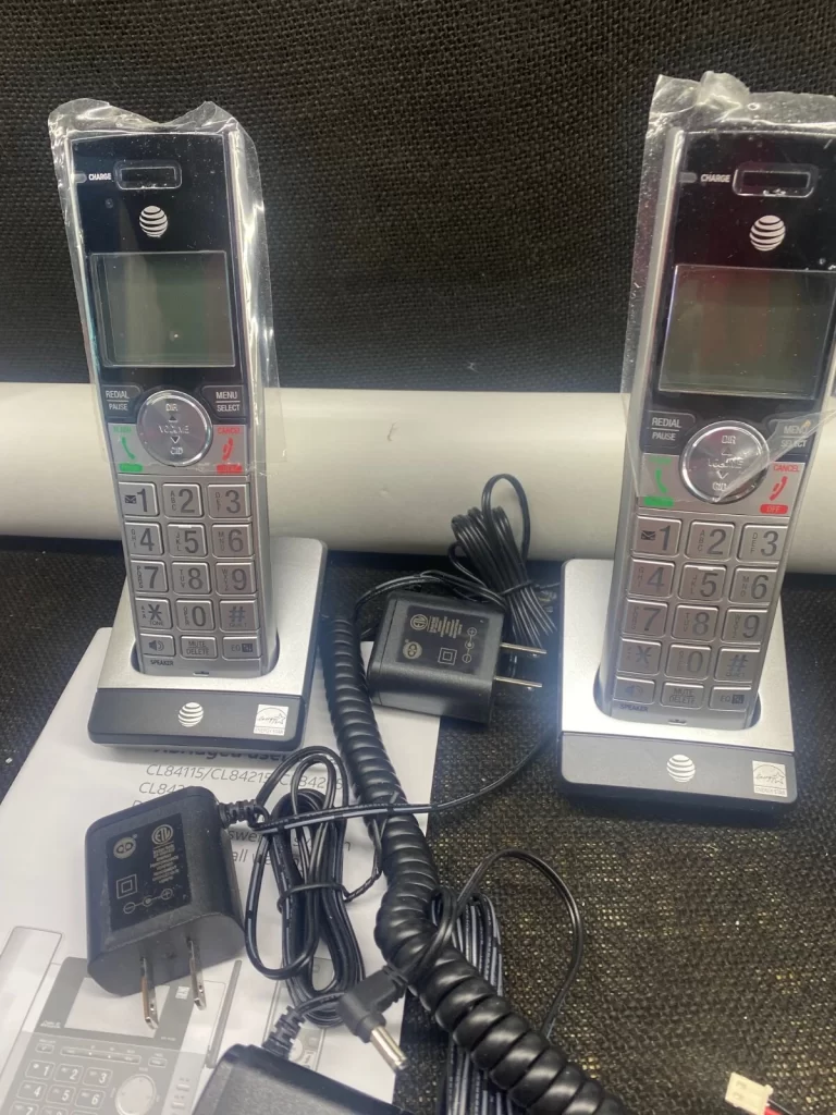 AT&T 2 Handset Corded Cordless Answering System w/ Call Block Big Button CL84215 - Image 3