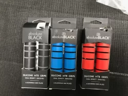 Absolute Black Silicone MTB Grips Dual Density -Grooved Aluminum Bar Plugs NEW