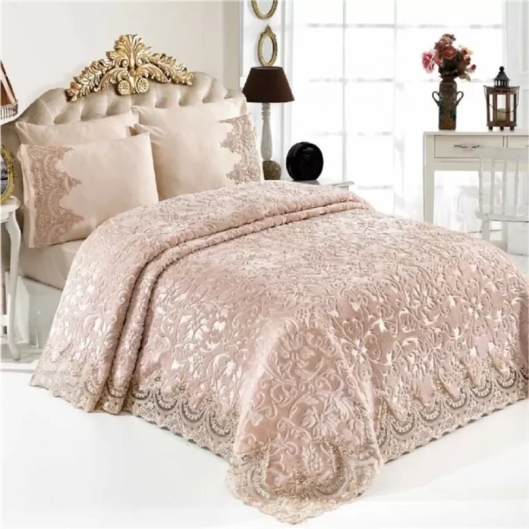 Banu Golden Home Bed Spread