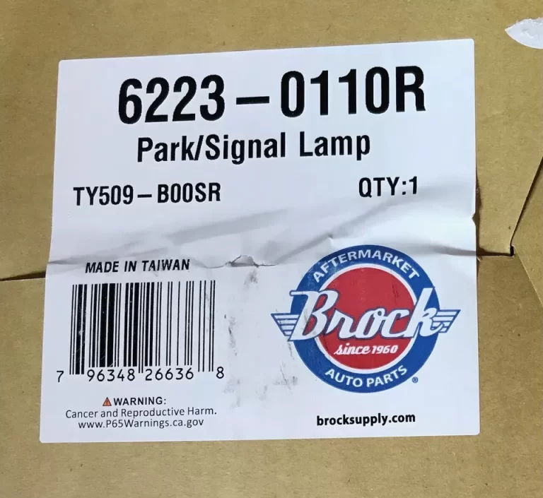 Brock Auto Parts Eagle Eyes Park/Signal Lamp Right 6223 - 0110R NEW - Image 4
