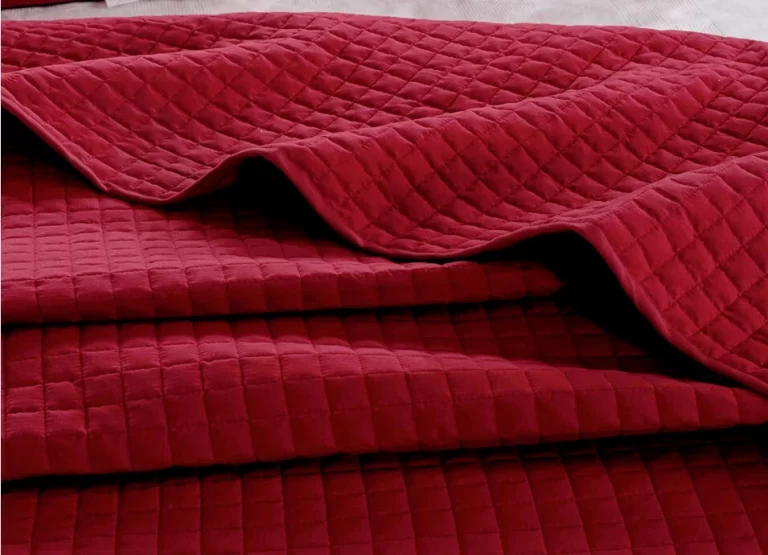 Everest Supply Queen Burgundy Solid Color Quilted Bedspread with 2 Shams NEW - Image 5