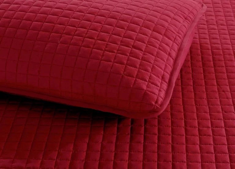 Everest Supply Queen Burgundy Solid Color Quilted Bedspread with 2 Shams NEW - Image 6