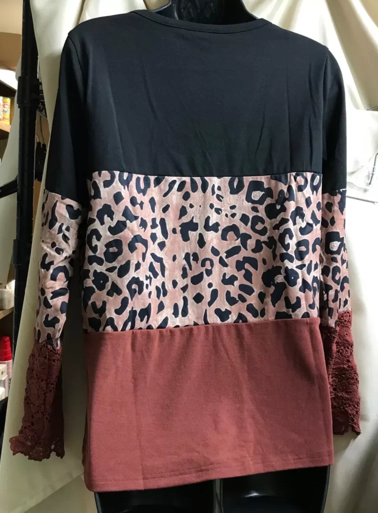 Fashion Says 'Me Too' Style Says 'Only Me' Leopard Design Blouse M NEW - Image 3