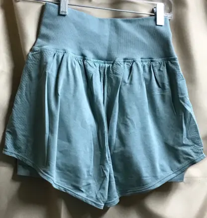 Gymshark Seafoam Green Shorts Women's Sz S NEW - Image 3