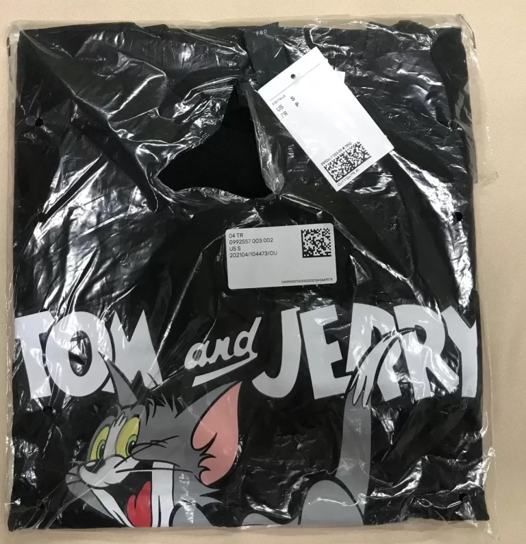 H&M Relaxed Fit Warner Brothers WB Sz S Black W/Tom & Jerry Graphic NEW - Image 7