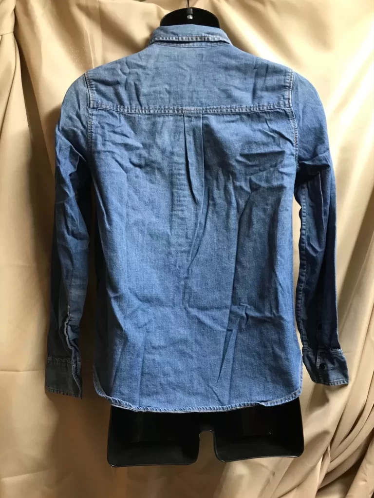 J. Crew Women's Blue Denim Shirt Button Half-way Long Sleeves Sz 2 NEW - Image 3