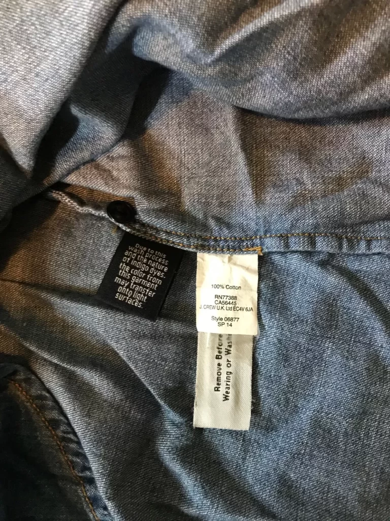 J. Crew Women's Blue Denim Shirt Button Half-way Long Sleeves Sz 2 NEW - Image 5
