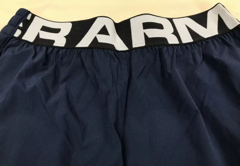 Men's Under Armour US Shorts Navy Blue Fitted Sz M NEW - Image 3