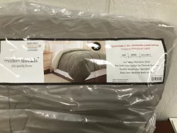 Modern Threads Comforter