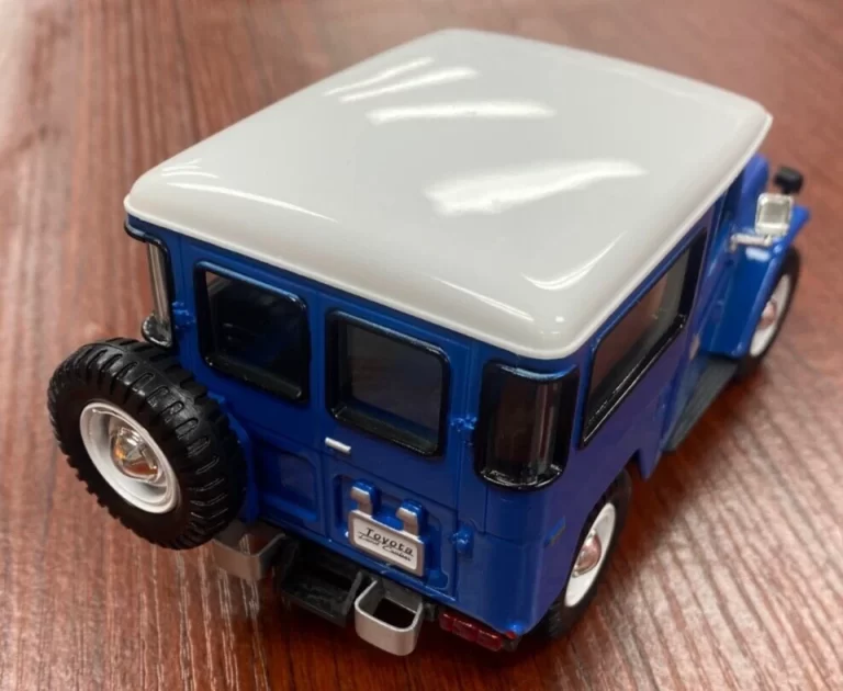 Motormax Toy Toyota Land Cruiser NEW - Image 7