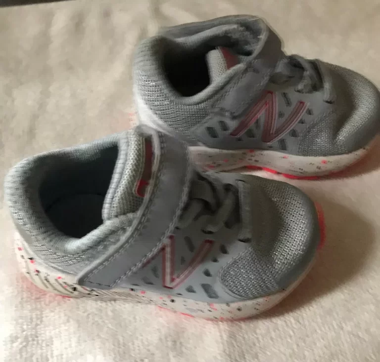 New Balance Toddler Girl Shoes Fuel Core Urge Light Blue with Red N & Speckled S - Image 3
