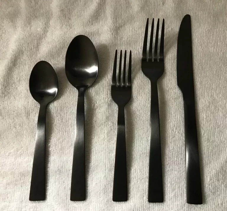 O.C.E Stainless Steel Dark Gray Satin Finish 4 Place Settings of Quality Cutlery - Image 3