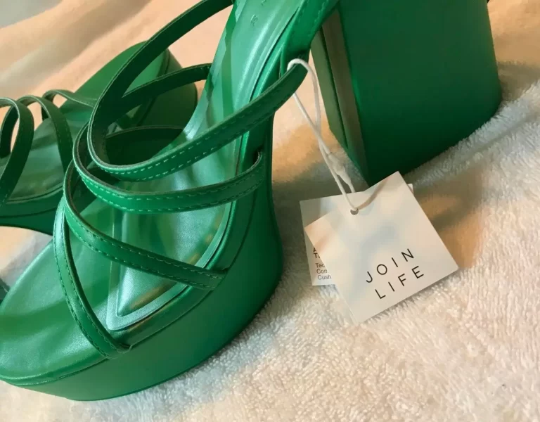 OSOS Design Green Block Heel Sandals Sz 8 NEW - Image 6