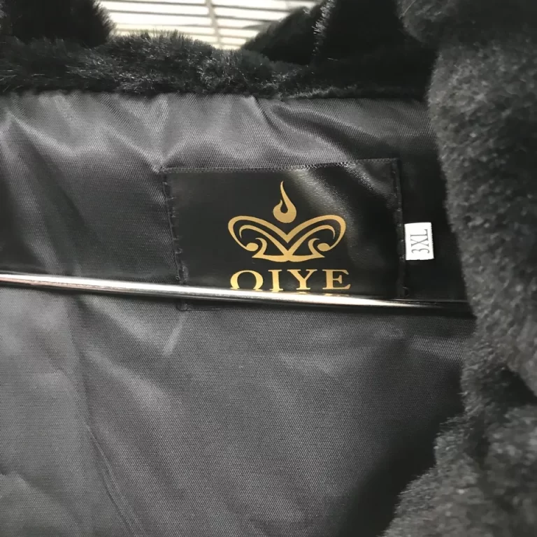 OIYE Faux Fur Black Polyester Coat Hooded Sz 3XL NEW - Image 4