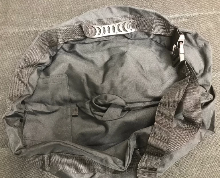 Portable Umbrella Weight Bag for Outdoor Umbrella NEW - Image 4