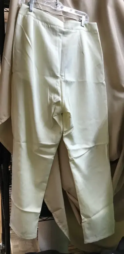 Pretty Little Thing Cream Cropped Trousers Sz 12 NEW - Image 3