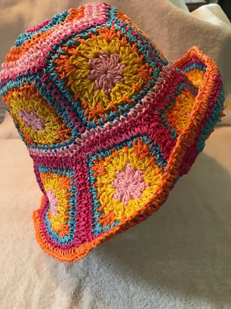Sacchetto Orange & Pink Tone Hat Crocheted Granny squares NEW - Image 4
