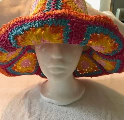 Sacchetto Orange & Pink Tone Hat Crocheted Granny squares NEW