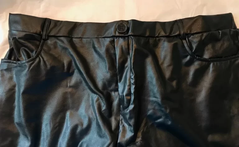 Shein Black Leather Pants Sz 22 (5XL) NEW - Image 3