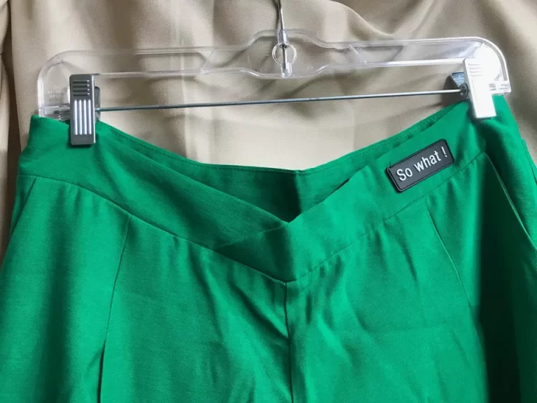 Shein So What Women's Green Trousers Pants Sz L - Image 5