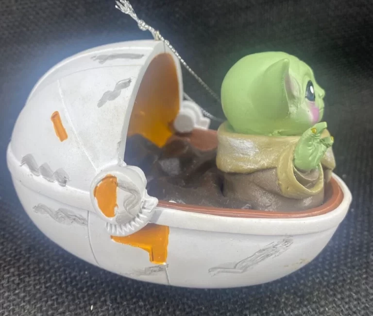 Star Wars The Child Baby Yoda Mandalorian Keepsake Ornament 2020 - Image 5