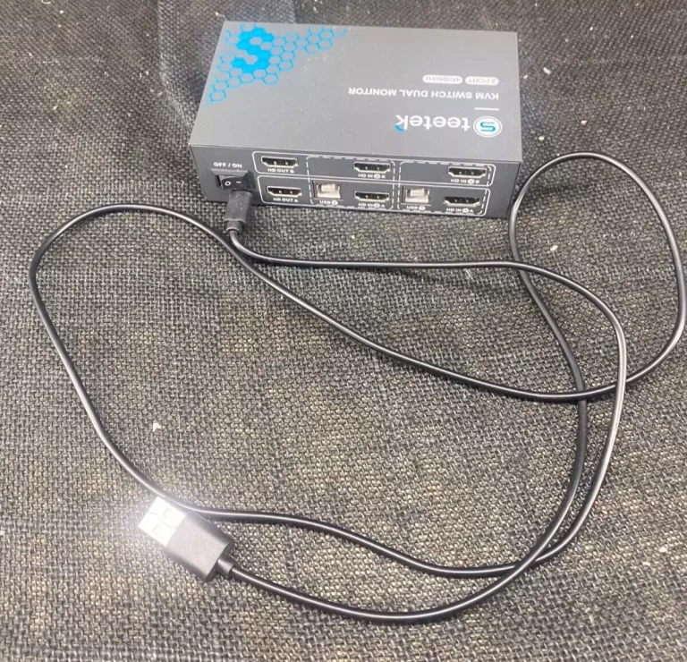 Steetek KVM Switch Dual Monitor 2-Port 4K@60Hz New - Image 4