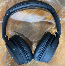 Verge Headset On Air PodCast