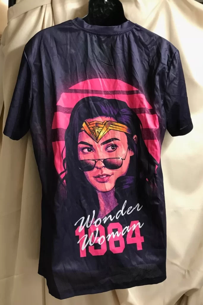Wonder Woman 1984 T-Shirt Sz XL - Image 3
