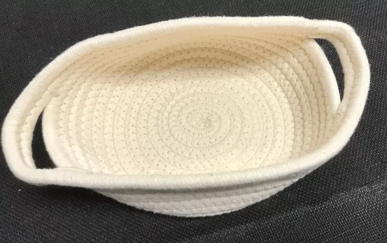 Woven Basket Small Off-White Cloth