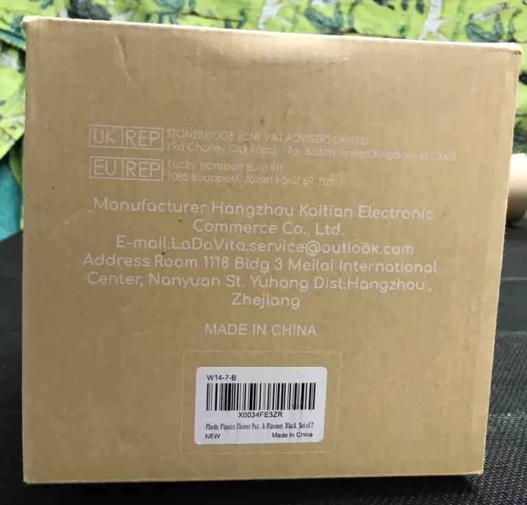 LaDoVita Black Plastic Planters 8