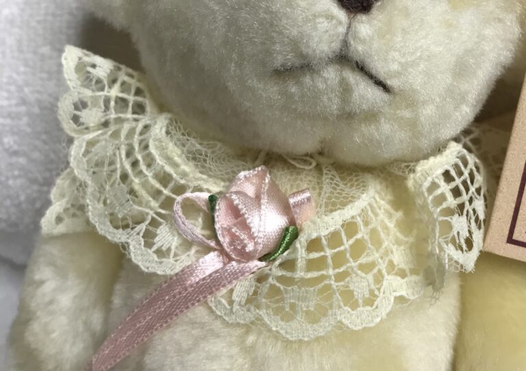 Bialosky Treasure Angel Bear Fully Jointed Estate Collection Excellent Condition - Image 4