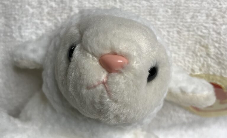Ty Beanie Baby – Fleece the Lamb – 1996 – White with Pink Nose – Tags Intact – Estate Collection - Image 9