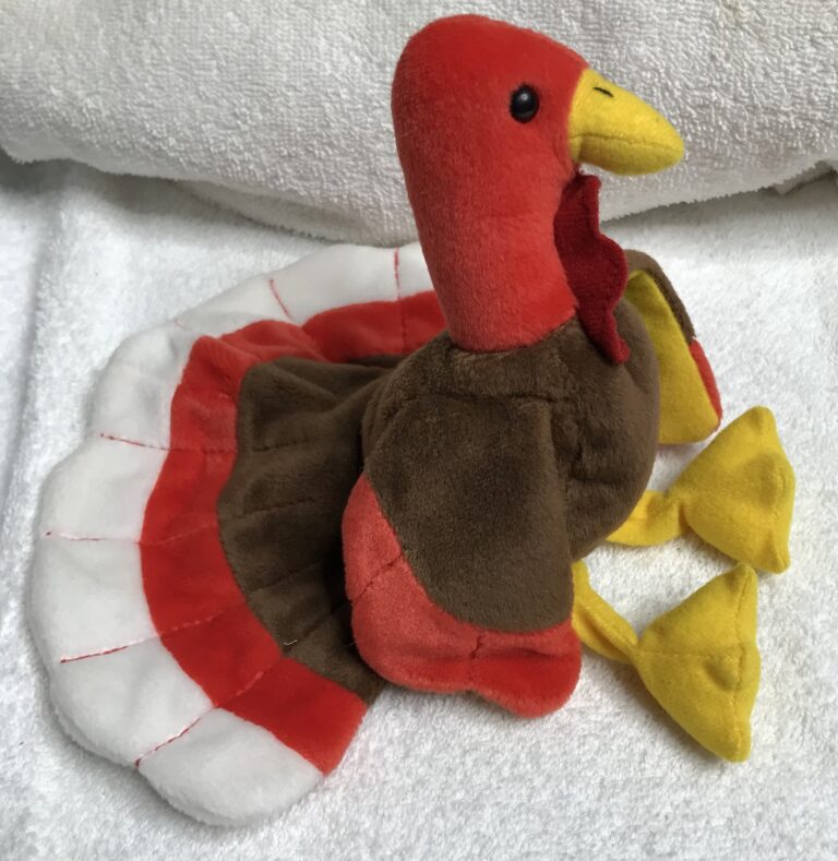 Ty Beanie Baby Gobbles the Turkey – 1996 – Tags Intact – Thanksgiving Plush – Estate Collection - Image 9
