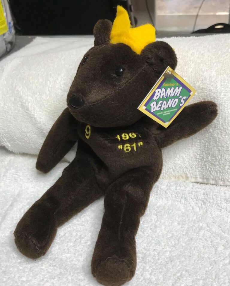 Salvino's Bamm Beano's Roger Maris #9 Bear – 1998 Issue, Yellow Hat, Tags Intact – Estate Collection - Image 5