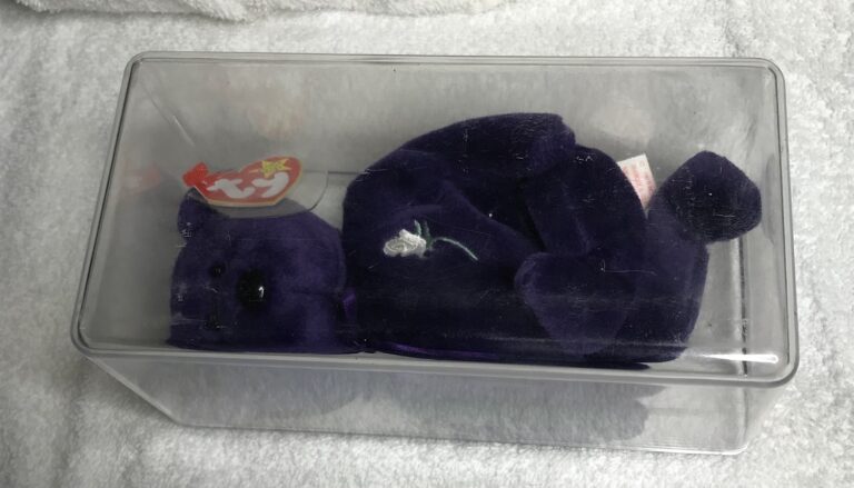Ty Beanie Baby – Princess the Bear (Diana Memorial) – Dark Purple – Tags Intact – In Display Case – From Estate Collection - Image 4