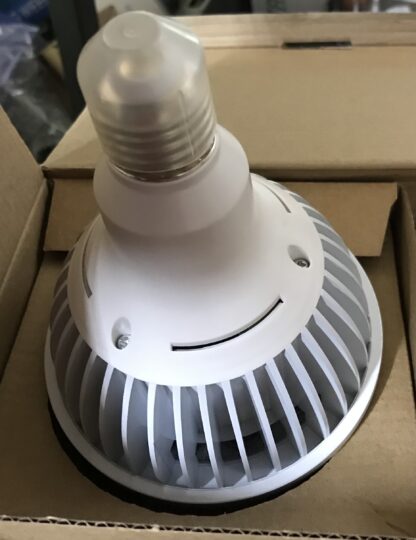 Red Light Therapy Lamp 660nm 850nm w/ Holder – NEW in Box - Image 5