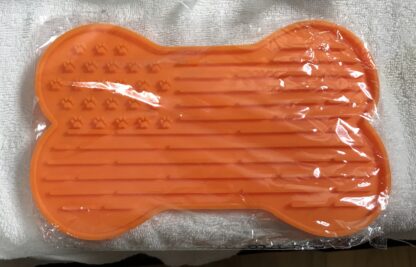 Pamper Your Pet – Dog Care Kit (NEW) – Training Pads, XL Dog Boots, Thermos NEW - Image 4