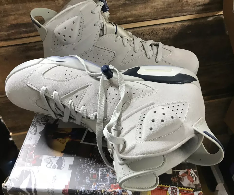 Air jordan dark grey item