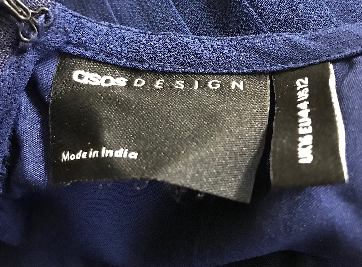 Pleated bodice bodice plunge midi navy