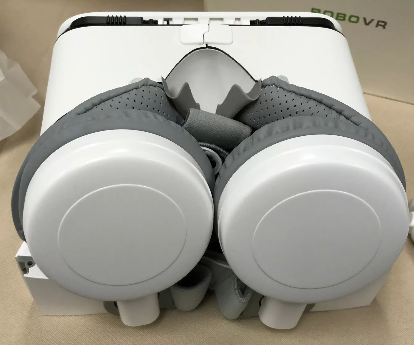 Item foldable wireless please