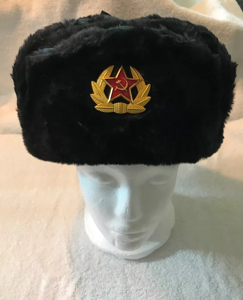 Faux fur item black hat