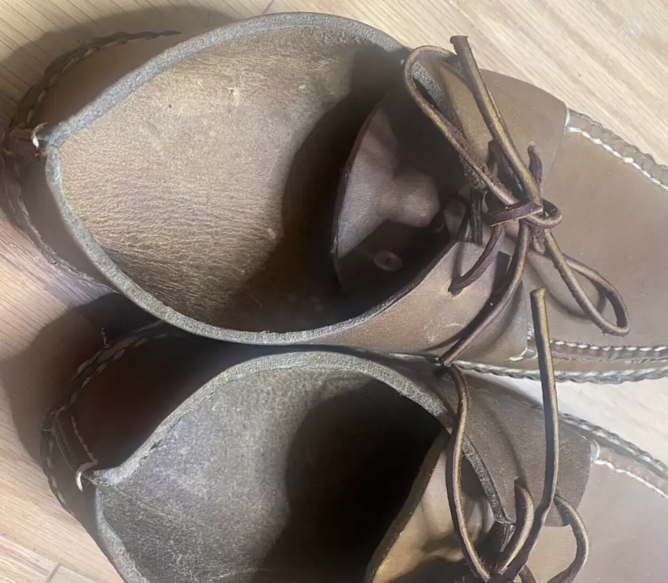 Item frye lace moccasin size