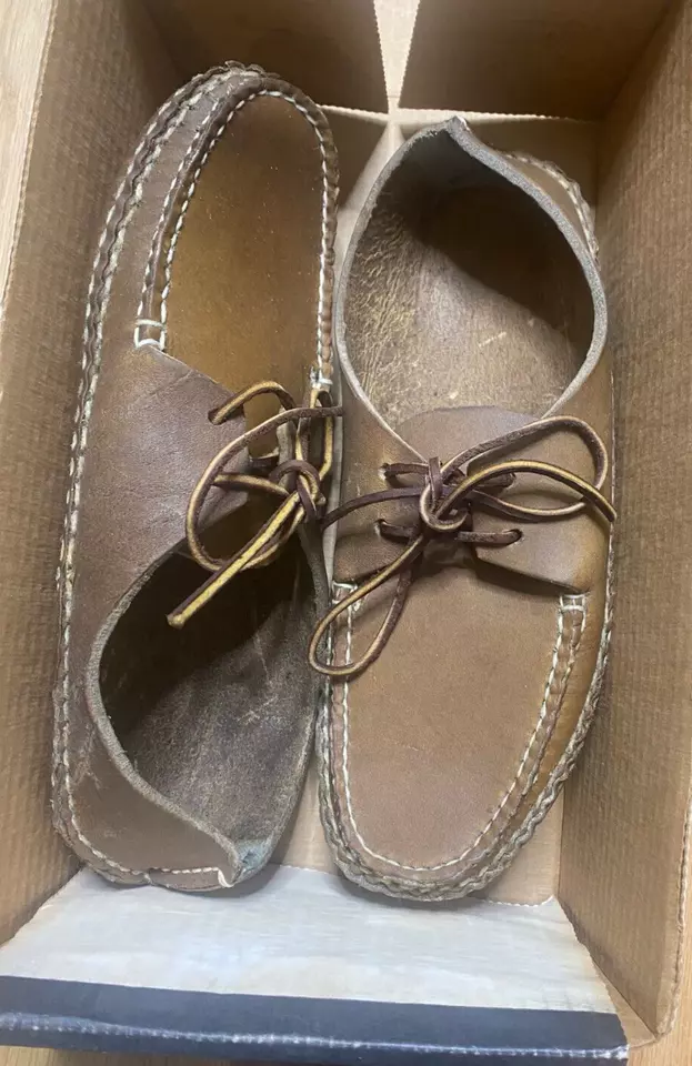 Item frye lace moccasin size