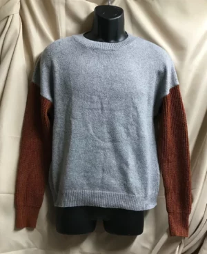 Burnt orange item gray unbranded