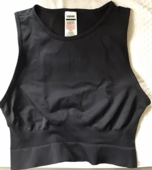 Round neck item gymshark black