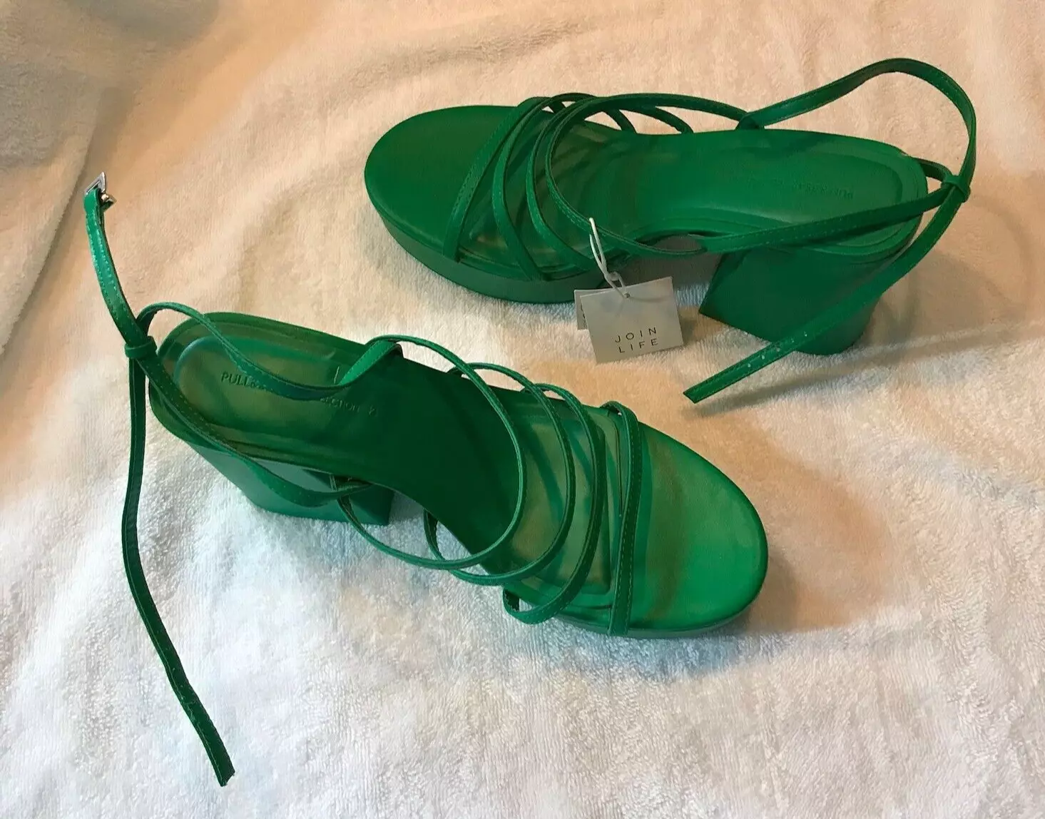 Design green item osos design