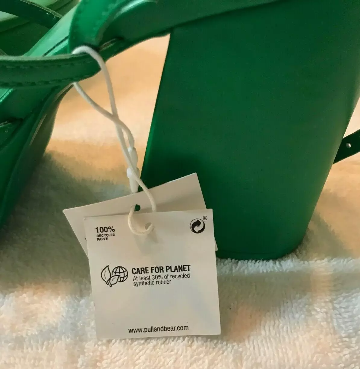 Design green item osos design