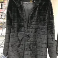 Faux fur item oiye faux